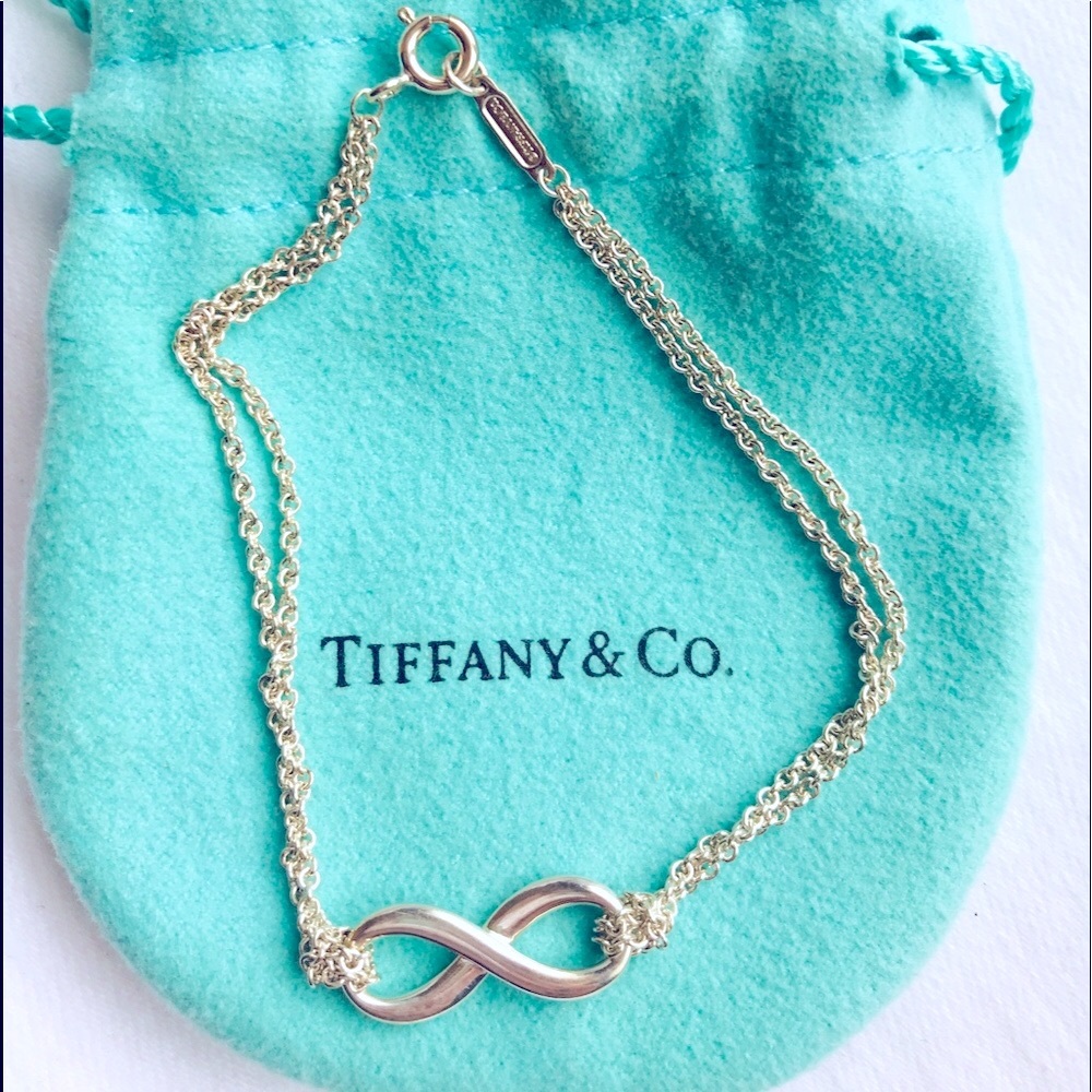 Tiffany & Co Infinity Bracelet Excellent Condition